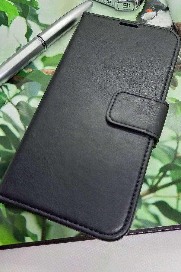 Handytasche iPhone 11 geeignet Genuine Leather Book Case schwarz