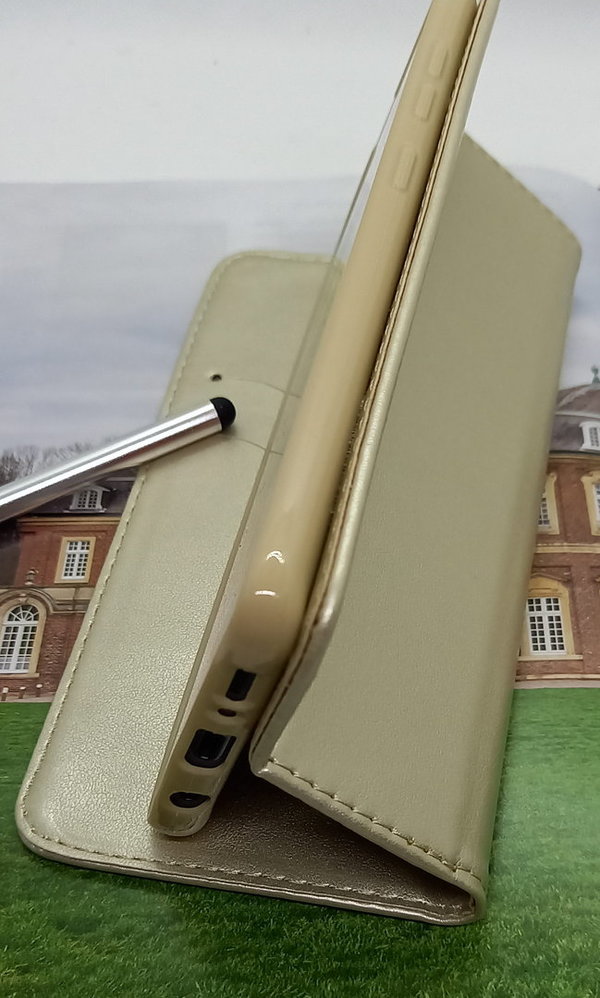Handytasche für Samsung A51 geeignet  Klassik Magnet Book goldfarben