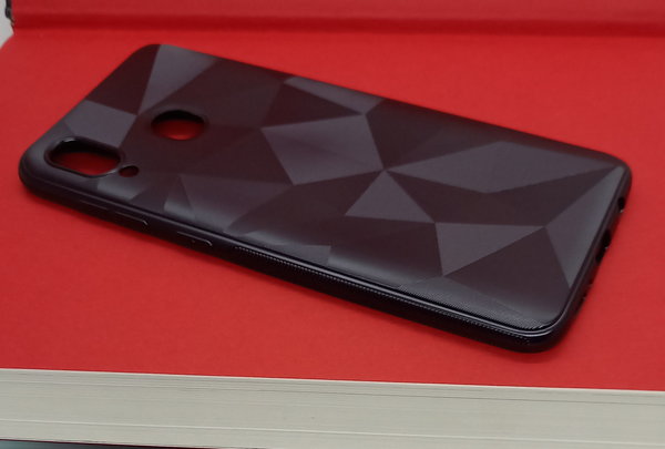 Handyhülle für Samsung A30 geeignet Back Cover Silikon Case Prisma schwarz